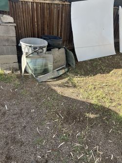 90-97 Lincoln Town Car Door Glass