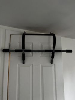 Door Mounted Pull Up Workout Bar