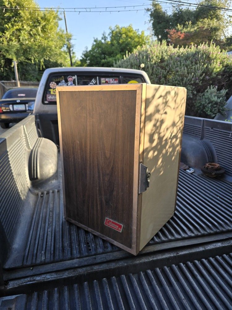Coleman Classic Cooler