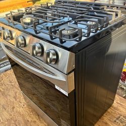 BRAND NEW LG GAS STOVE  $450