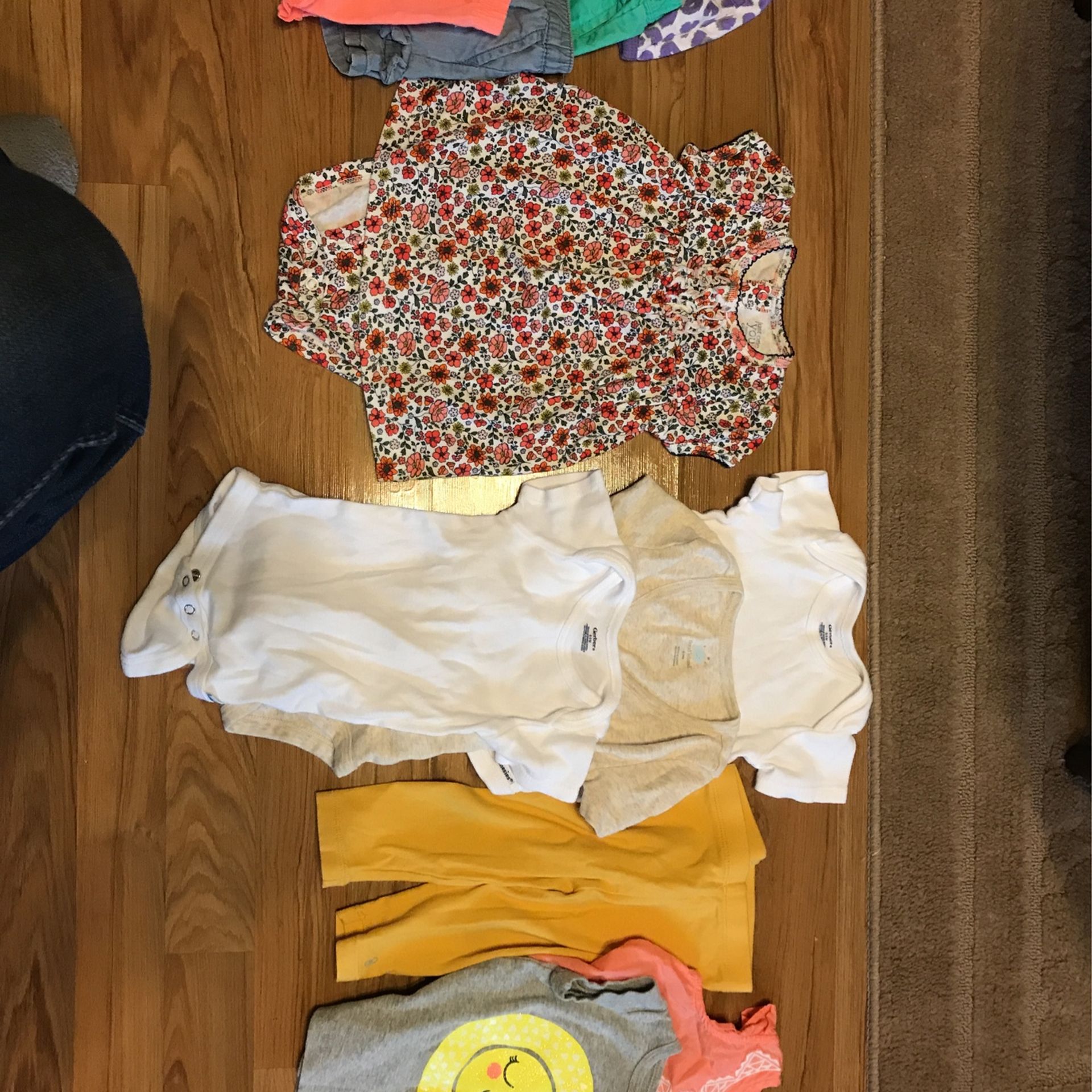 Girls Lot 6-9 Months 11 Pieces 