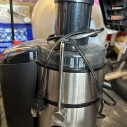 Brentwood  2-speed juice e
