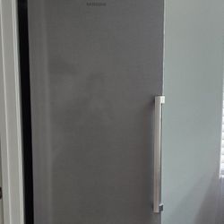 Samsung 11.4 Cu Capacity