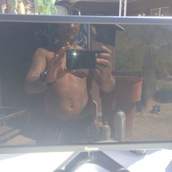 Prechen 18 Inch Monitor 