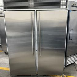 Marvel refrigerator and freezer 64 x 85 