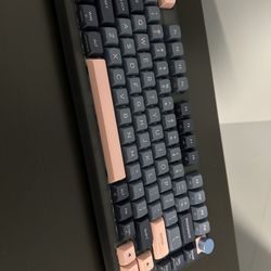Mechanical Gaming Keyboard - Hotswappable Gateron Brown Switches
