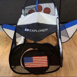 Rare United States Explorer Space Shuttle kids pop up tent by Playhut tent