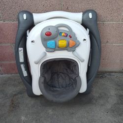 FOLDABLE BABY WALKER 