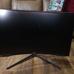 Samsung Odyssey G7 curved gaming monitor
