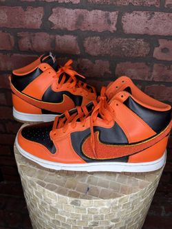 Nike Dunk High Chenille Swoosh