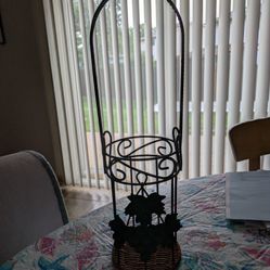 Wine Bottle Holder With Green Metal Leaves