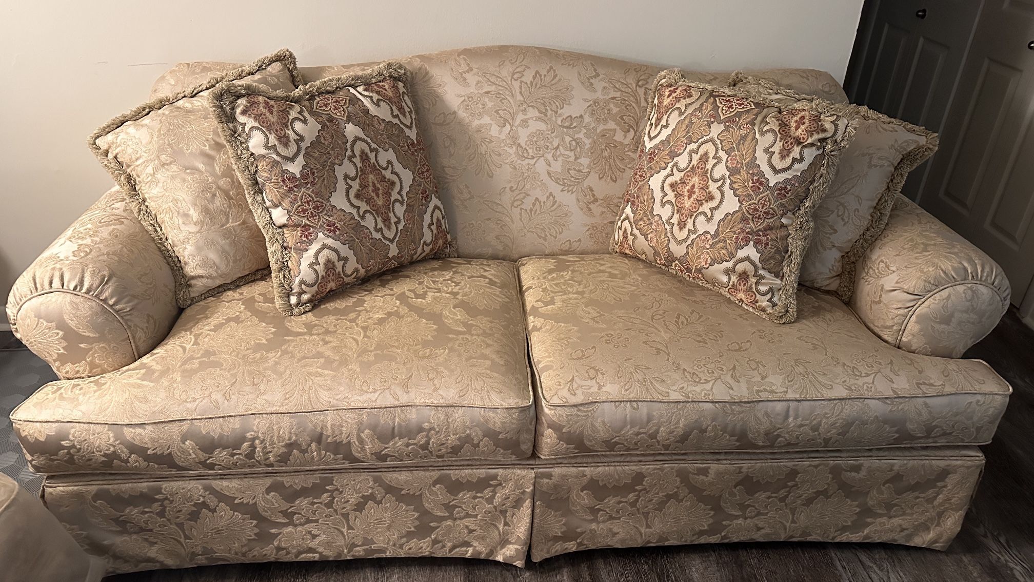 Vintage Style Antique Sofas