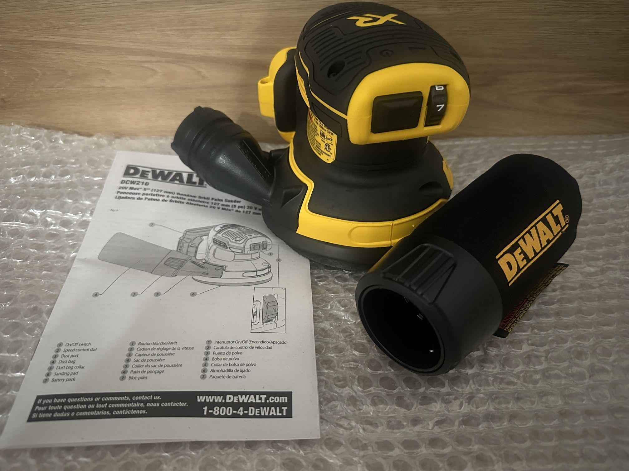 Dewalt 20v XR Random Orbital Sander (new)