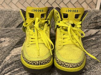 Jordan Spizike BHM Volt 579593-712 Size 10 Men’s Volt Green Sneakers Retro OG
