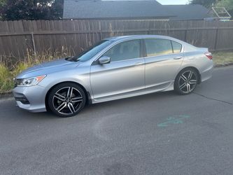 Honda Accord Silver 4-Door Sedan