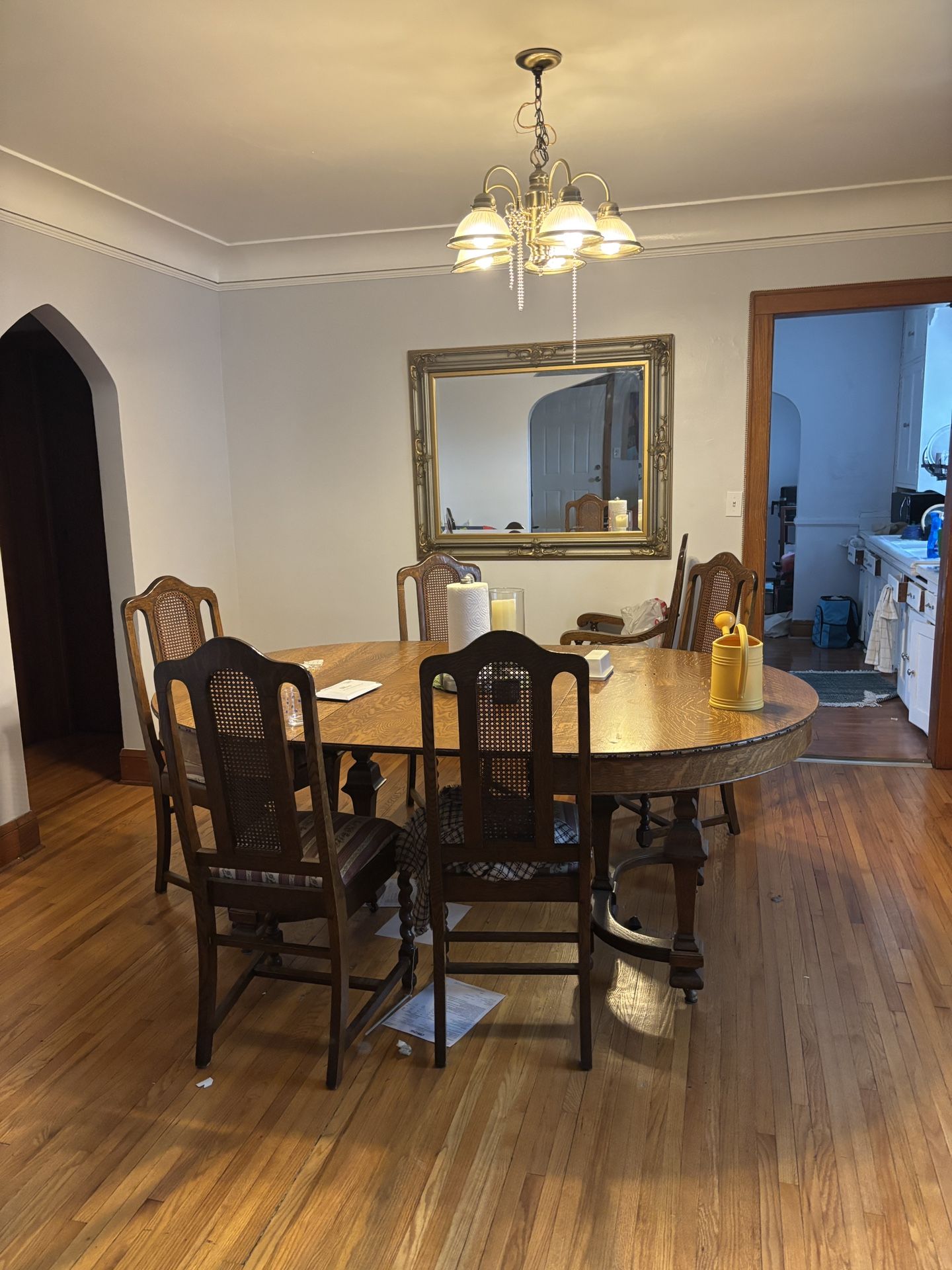 Amish Made Dining Table With 6 Chairs