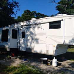 2007 Keystone 344 R E T