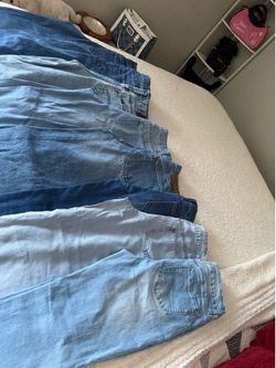 Jeans bundle 💙🤍🩵
