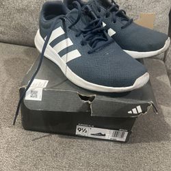 Men’s Adidas Tennis Shoes Used 9.5. $10