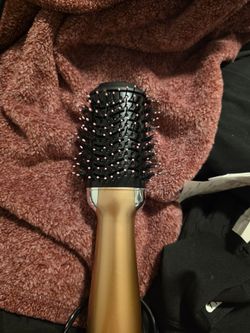 Volumizer 4-in-1 Blowout Brush