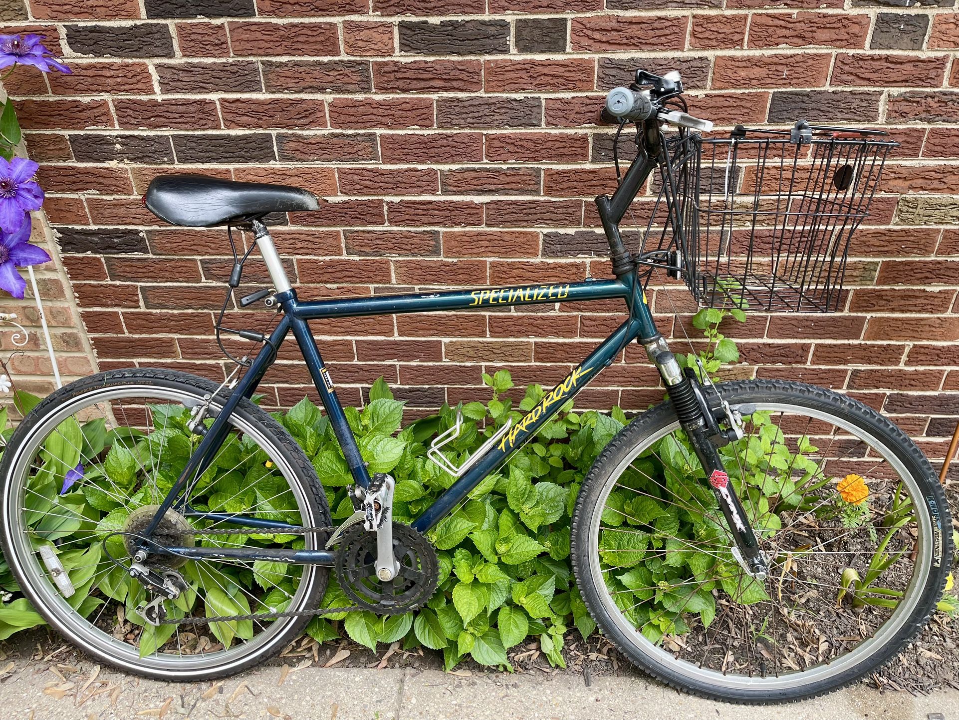 Specialized Hardrock mountain bike