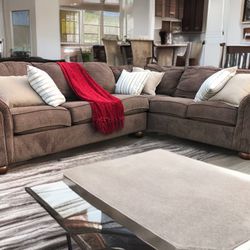 Sectional Couch Sofa/ Delivery Available 