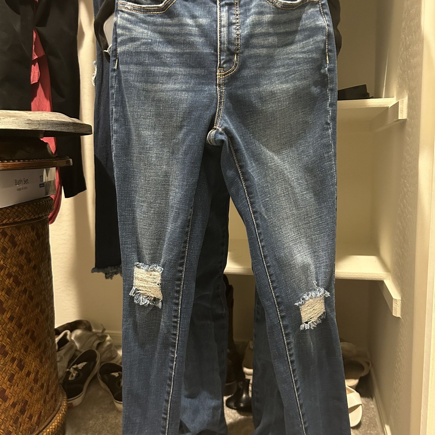 Buckle Jeans 