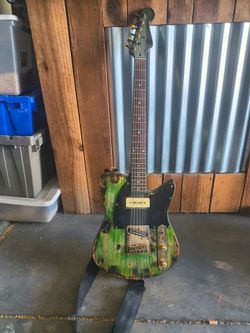 Electric guitar