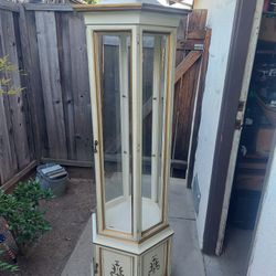 Butiful Vintage Cabinet
