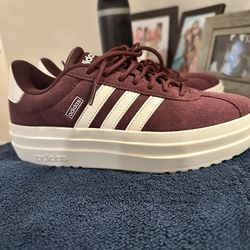 Adidas VL Court Women’s Size 6 Sneakers – Brand New – Classic Suede – White/Maroon