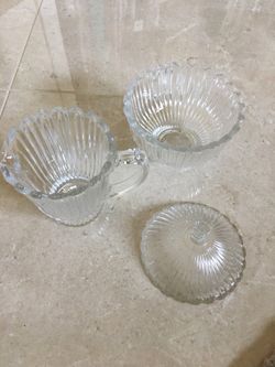 Cream and sugar set