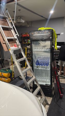 Commercial refrigerator
