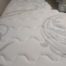 King Size Mattress And Box Spring