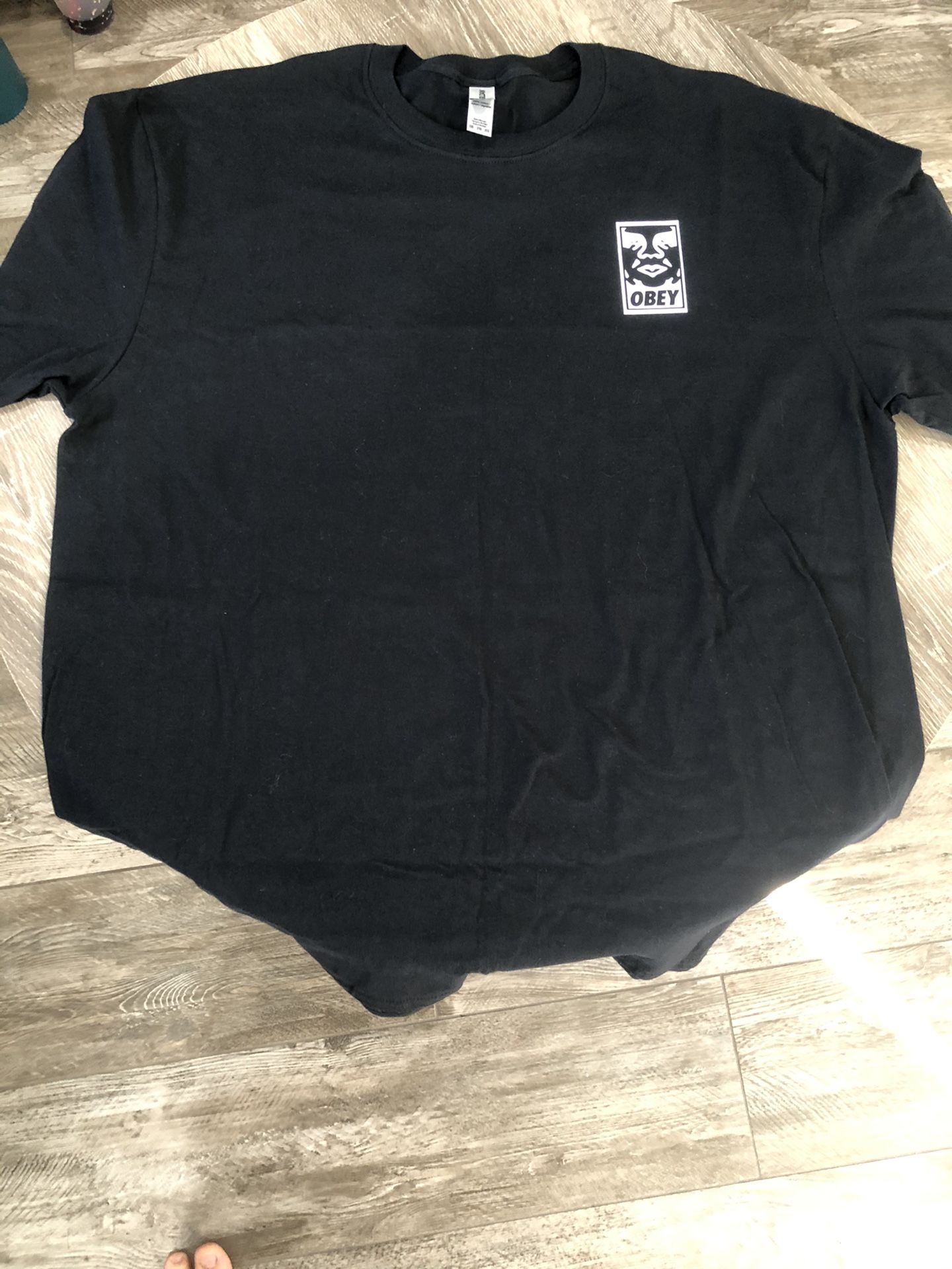 XXL OBEY T-shirt