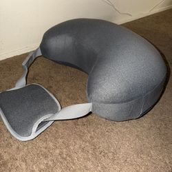 Frida mom nursing pillow 