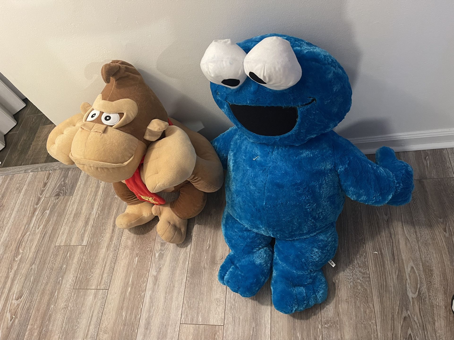 Giant plushies