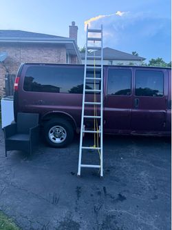 24’ Aluminum Extension Ladder