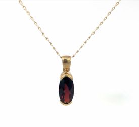 Woman’s Ladies 14k Yellow Gold Oval Red Stone  Pendant On An 18” Inch Chain Necklace GP3113270