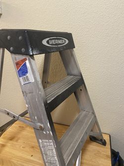 Wenger Small Step Ladder