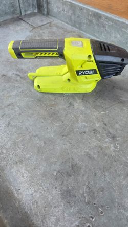 RYOBI FLASHLIGHT