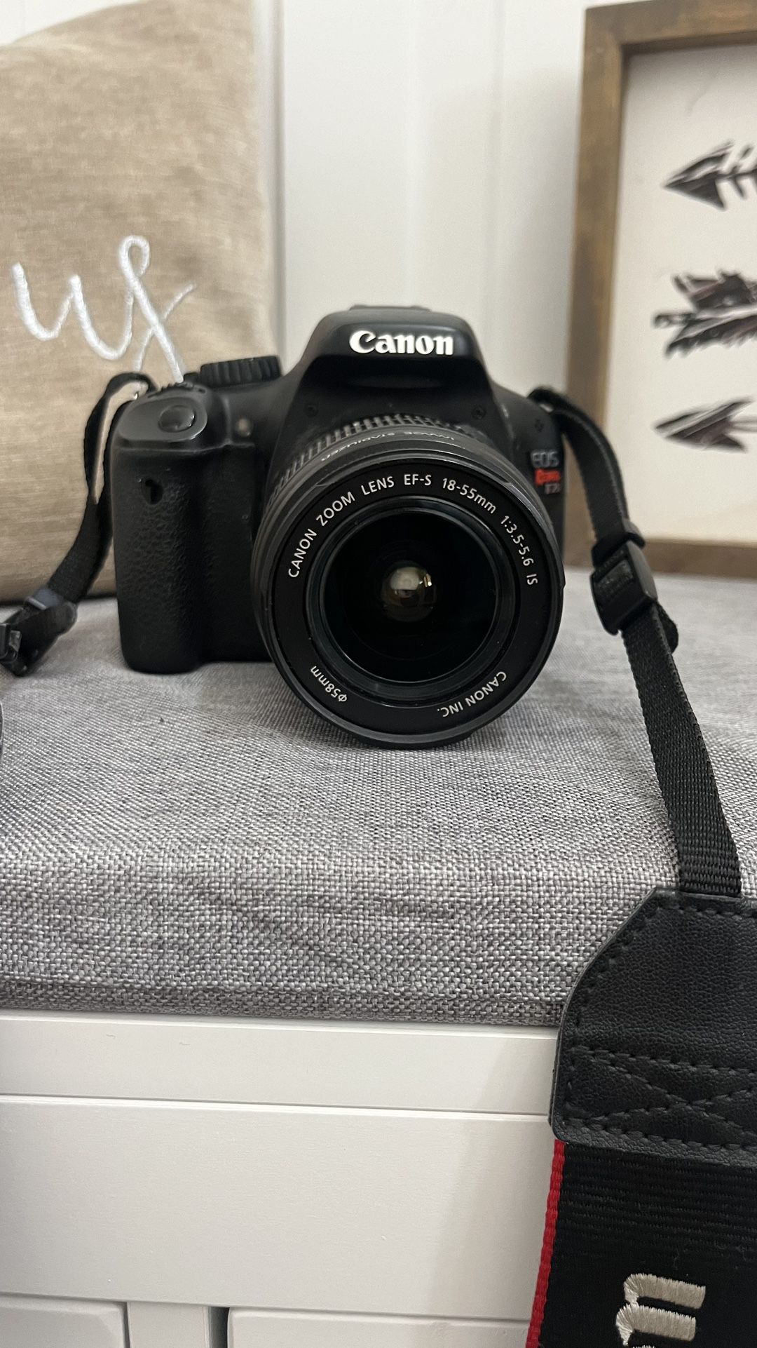 Canon EOS Rebel T7 Camera