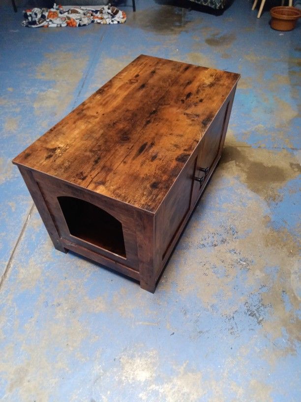 Coffee Table/ Litter Box