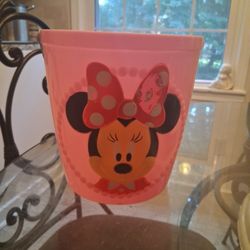7  TRICK OR TREAT BASKETS