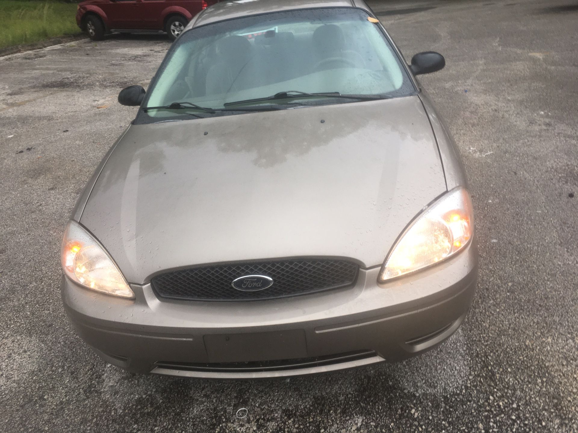 2006 Ford Taurus