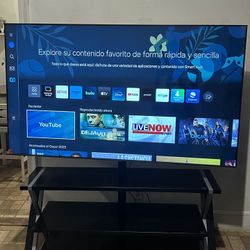 Samsung 70” UHD 4K S-Mart TV  Soporte Para TV 3 En 1  Para Televisores de 37”a 70”Capacidad De Peso Del Televisor: 135 LBS (61,2KGS 