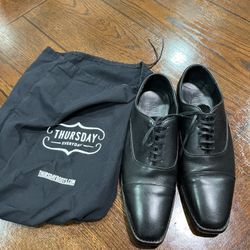 Men’s Dress Shoes  Thursday .Co Size 10.5 Wear 2-3 Time In Good Condition Paid $168 Plus Tax Asking $70 