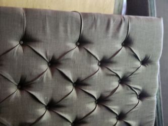 Full tufted bedframe