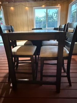 Dining set with 4 chairs