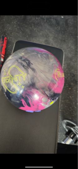 900 Global Eternity bowling ball