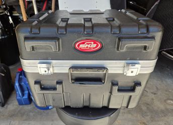 SKB Microphone Case